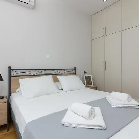 One Bedroom W/ Balcony * Αθήνα