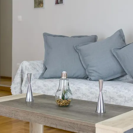 One Bedroom W/ Balcony