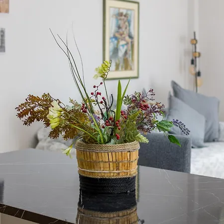 One Bedroom W/ Balcony Athens